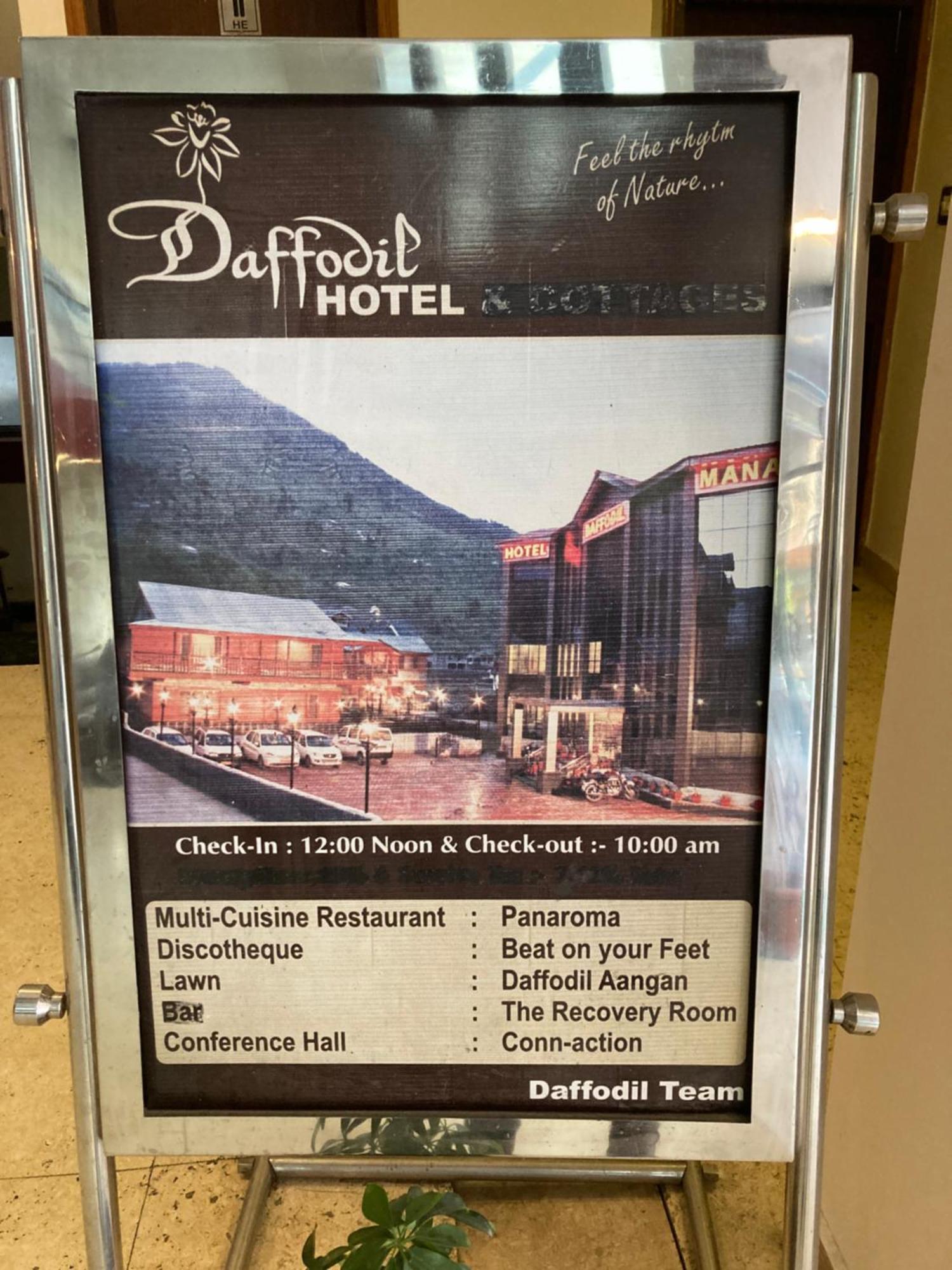 Hotel The North Wind In City Center, Manali Exteriör bild